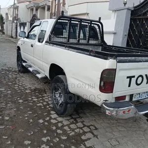  D4D Kincap 2004 የሚከራይ 
 Model: 2004
 በቁልፍ