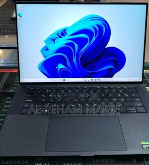New Laptop Dell Precision 5560 16GB Intel Core i7 SSD 512GB