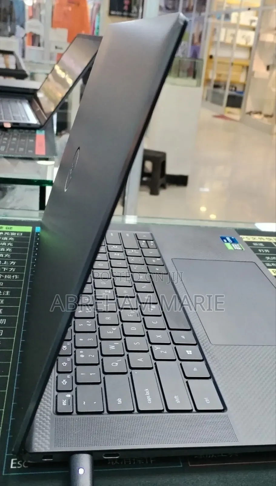 New Laptop Dell Precision 5560 16GB Intel Core i7 SSD 512GB