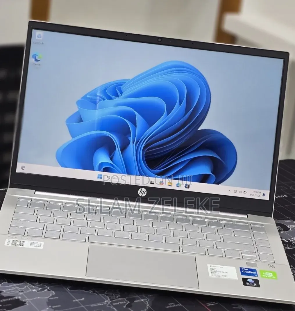 New Laptop HP 16GB Intel Core i5 SSD 512GB