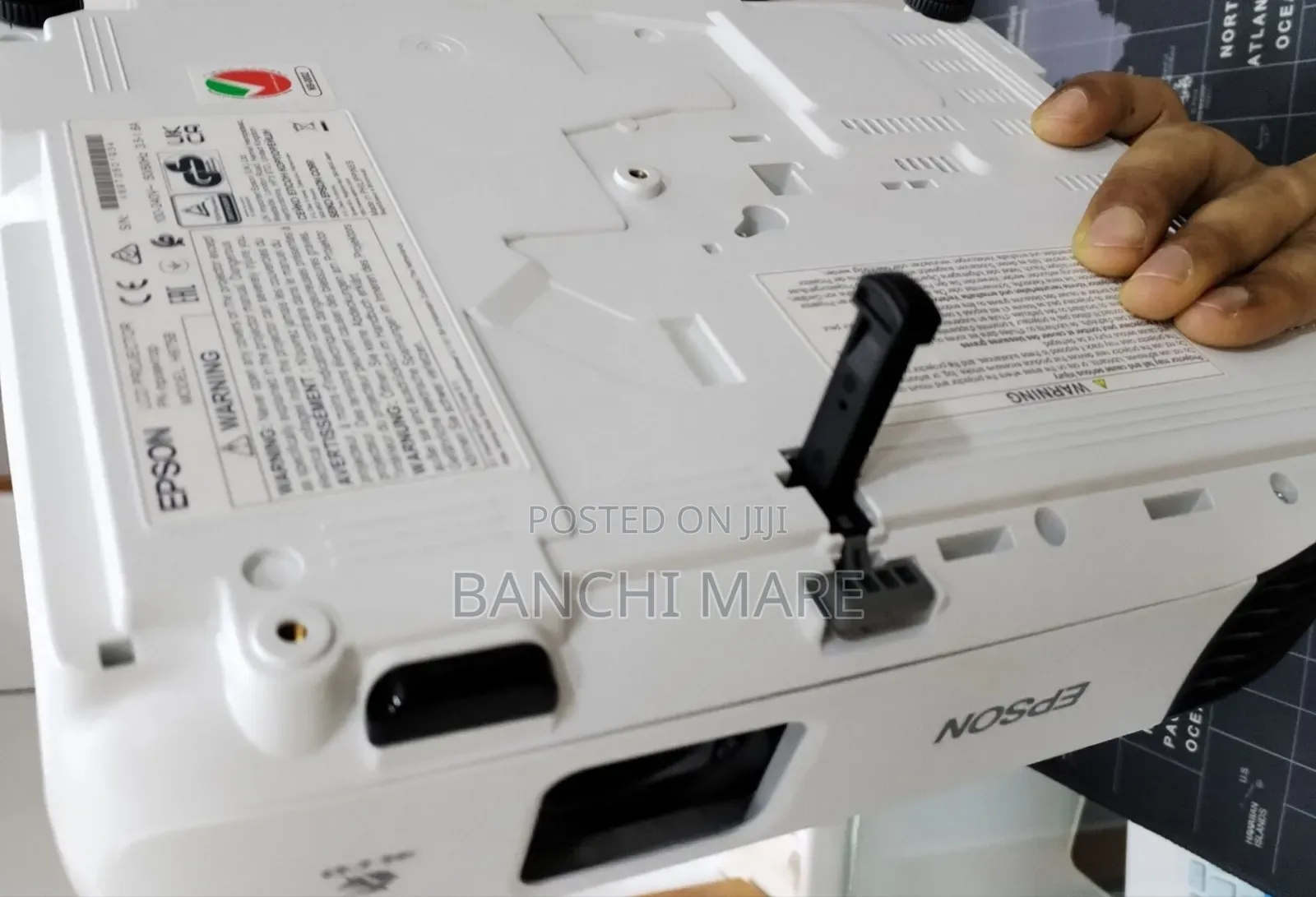 Brand New EPSON Projector With Bag , Remote Model Name: EB-E10
