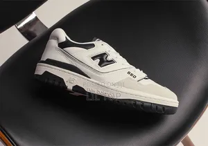 New Balance 550