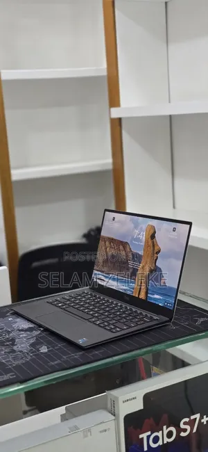 New Laptop Dell XPS 13 16GB Intel Core i7 SSD 512GB