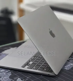New Laptop Apple MacBook Pro 2020 M1 8GB Apple M1 Pro SSD 512GB