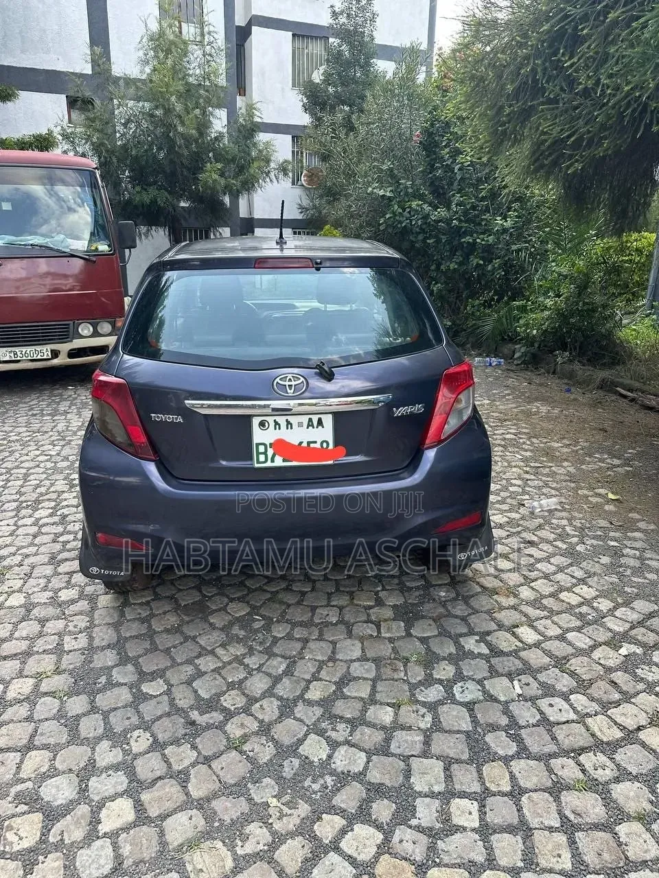 Toyota Yaris 2012 Blue