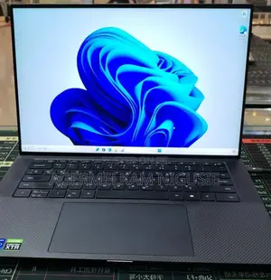 New Laptop Dell Precision 5560 16GB Intel Core i7 SSD 512GB