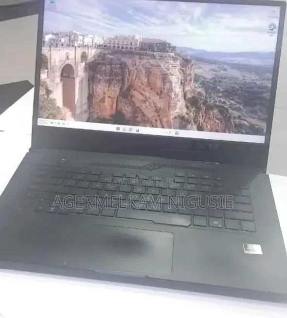 New Laptop Asus ROG Zephyrus G15 16GB Intel Core Ultra 7 SSD 512GB
