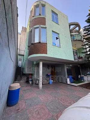 Furnished 8bdrm Villa in ለቡ ሙዝቃ ቤት, Nifas Silk-Lafto for sale