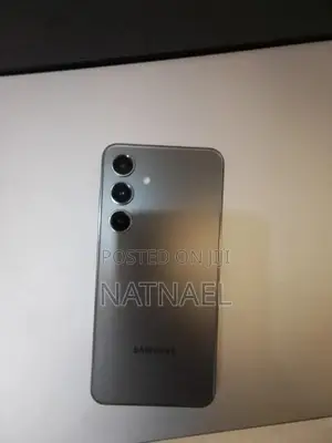 Samsung Galaxy S24 256 GB Graphite