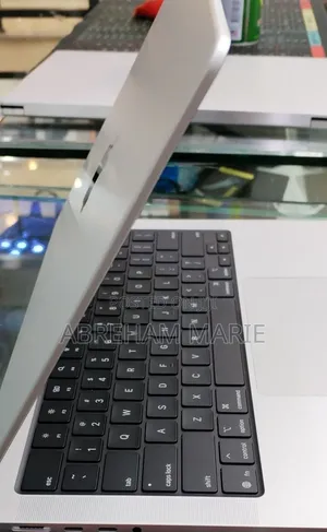 New Laptop Apple MacBook Pro 2026 M5 Pro 16GB Apple M5 Pro SSD 512GB