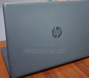 New Laptop HP 250 G7 8GB Intel Core i7 SSD 256GB