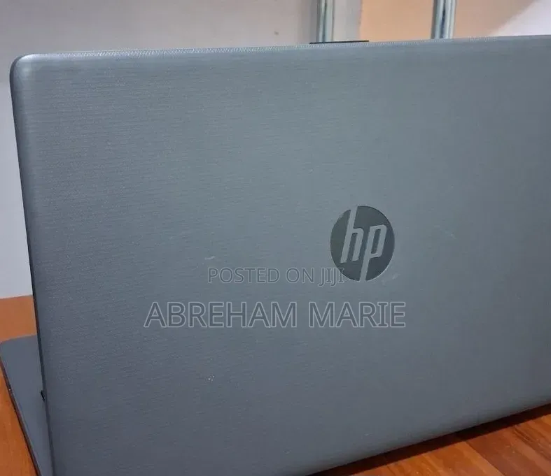 New Laptop HP 250 G7 8GB Intel Core i7 SSD 256GB