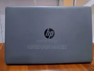 New Laptop HP 250 G7 8GB Intel Core i7 SSD 256GB