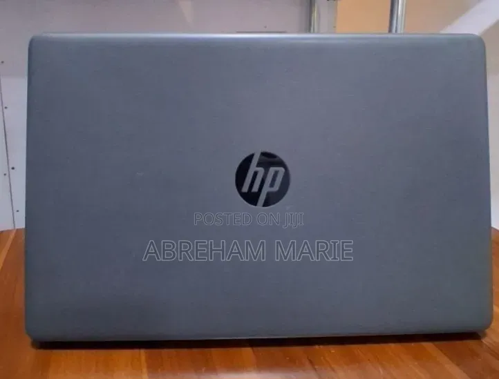 New Laptop HP 250 G7 8GB Intel Core i7 SSD 256GB