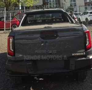 New Toyota Hilux Active (Hybrid) 2026 Gray