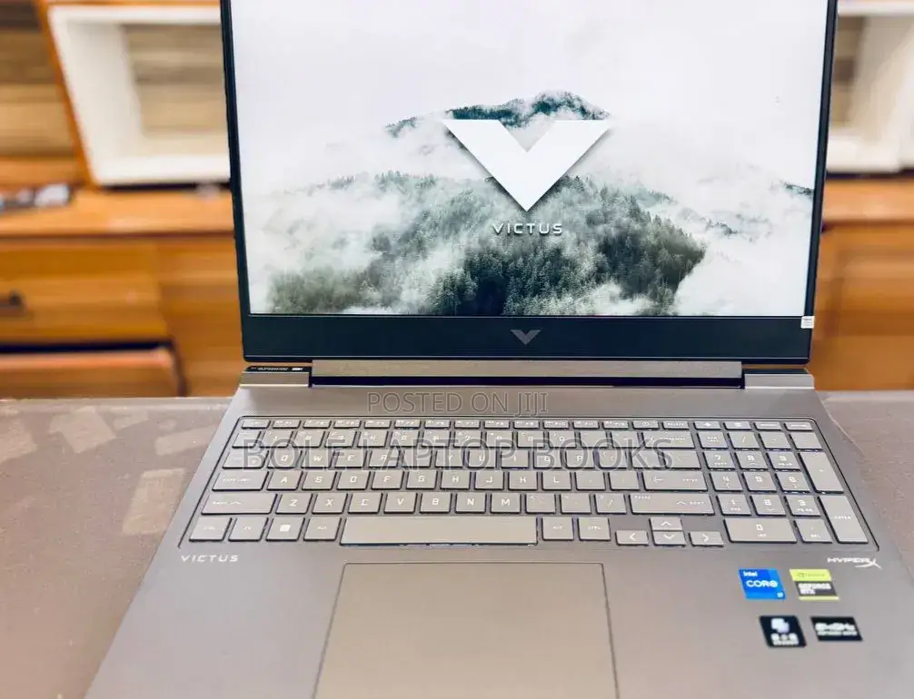 New Laptop HP Victus 15 16GB Intel Core i7 SSD 1T
