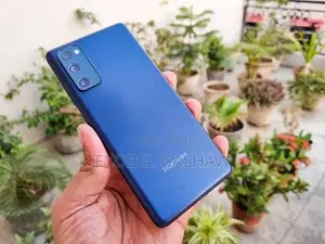 New Samsung Galaxy S20 FE 256 GB Blue