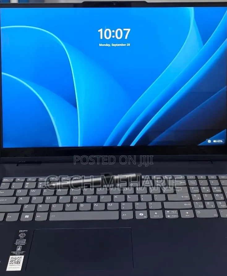 New Lenovo IdeaPad 5 Slim 13th Gen i7 32GB Intel Core Ultra 7 SSD 512GB