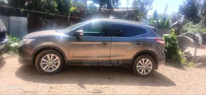 Nissan Qashqai 2016 Beige