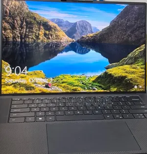 New Laptop Dell Inspiron 15 5570 16GB Intel Core i7 SSD 512GB