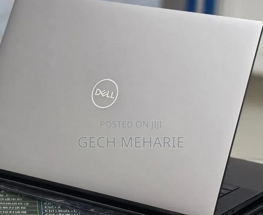 New Laptop Dell Inspiron 15 5570 16GB Intel Core i7 SSD 512GB