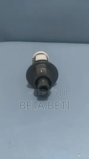 Proximal Flow Sensor (Or Flow Transducer) for a Medical Ventilator.
