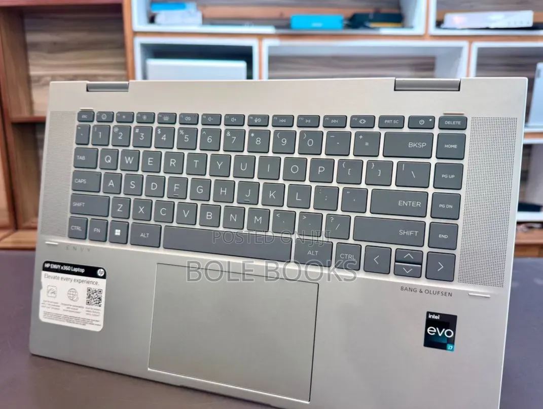 New Laptop HP Envy x360 16GB Intel Core i7 SSD 512GB