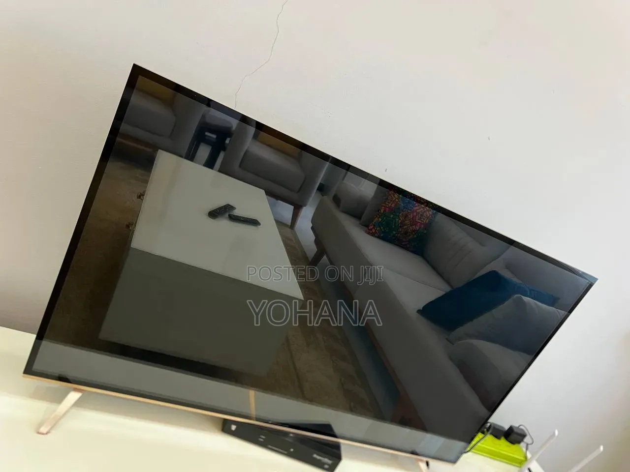 Superclass TV 43 Inches