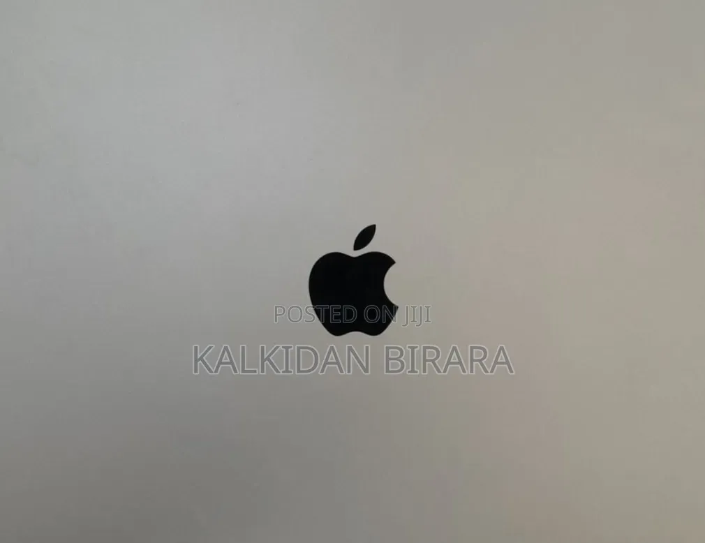 New Laptop Apple MacBook Pro 2020 M1 32GB Apple M1 Pro SSD 1T
