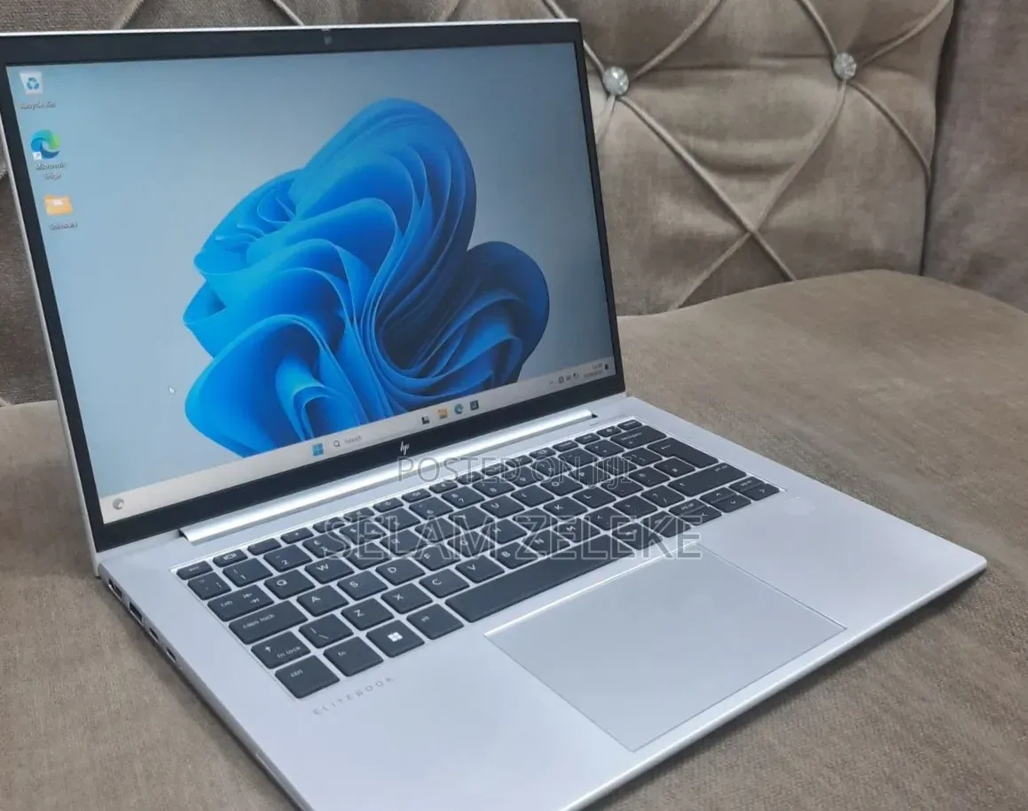 New Laptop HP EliteBook 840 10 16GB Intel Core i7 SSD 512GB
