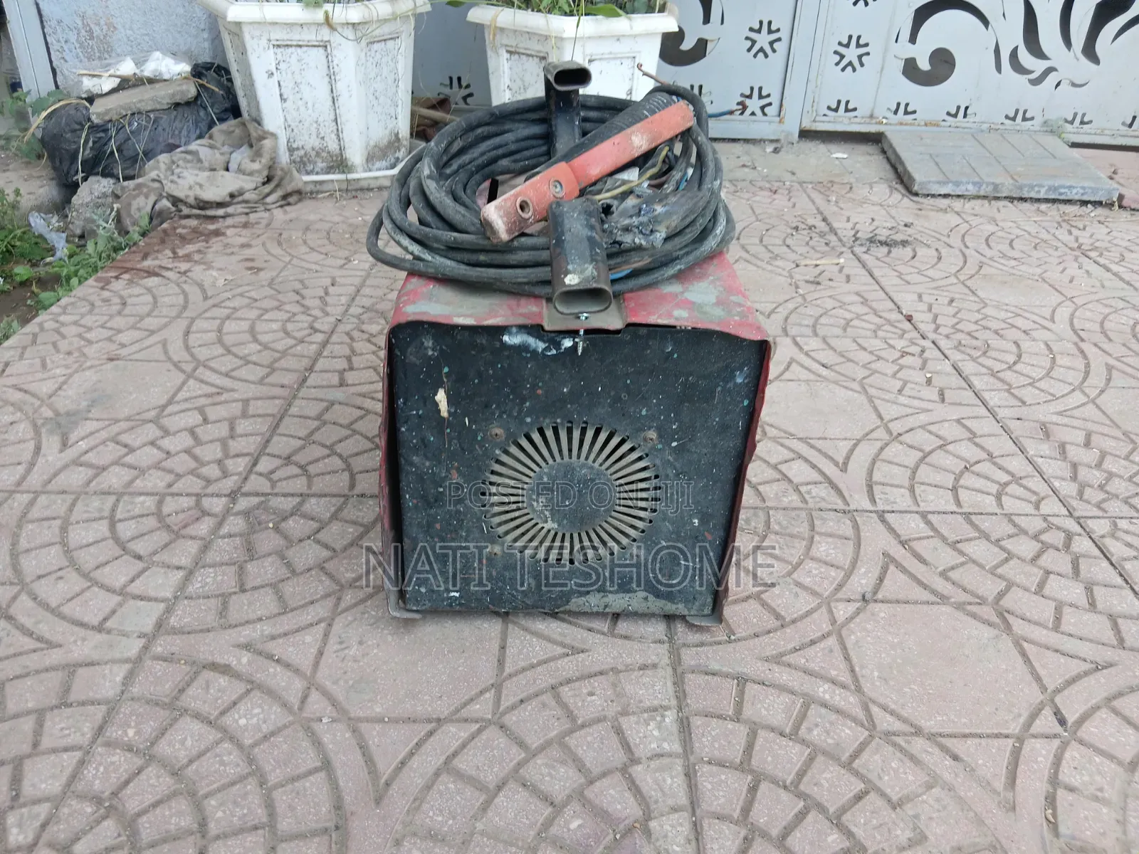 መበየጃ Welding