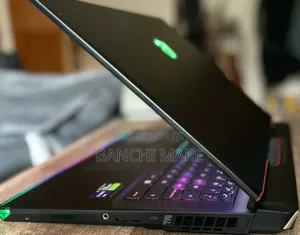 New Laptop MSI Raider GE68HX 13VI-202US 32GB Intel Core i9 SSD 1T
