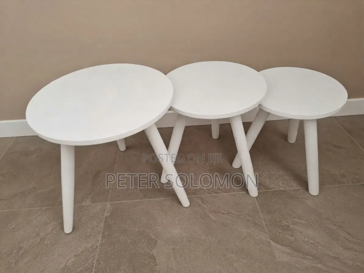 Full White Coffee Table