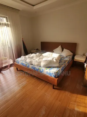 Kingsize Bed