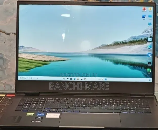 New Laptop HP Omen 16 16GB Intel Core i7 SSD 512GB