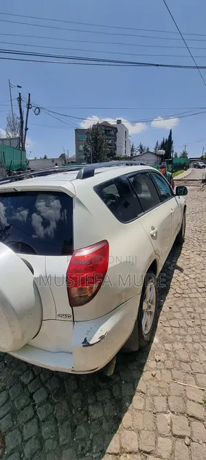 Toyota RAV4 Limited 2008 White