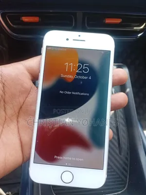 Apple iPhone 7 32 GB White