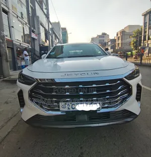 Jetour X70 Plus 2022 White