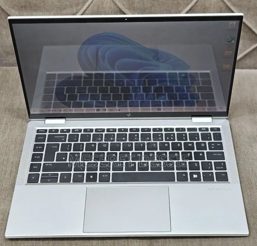 New Laptop HP EliteBook 830 G9 16GB Intel Core i5 SSD 512GB