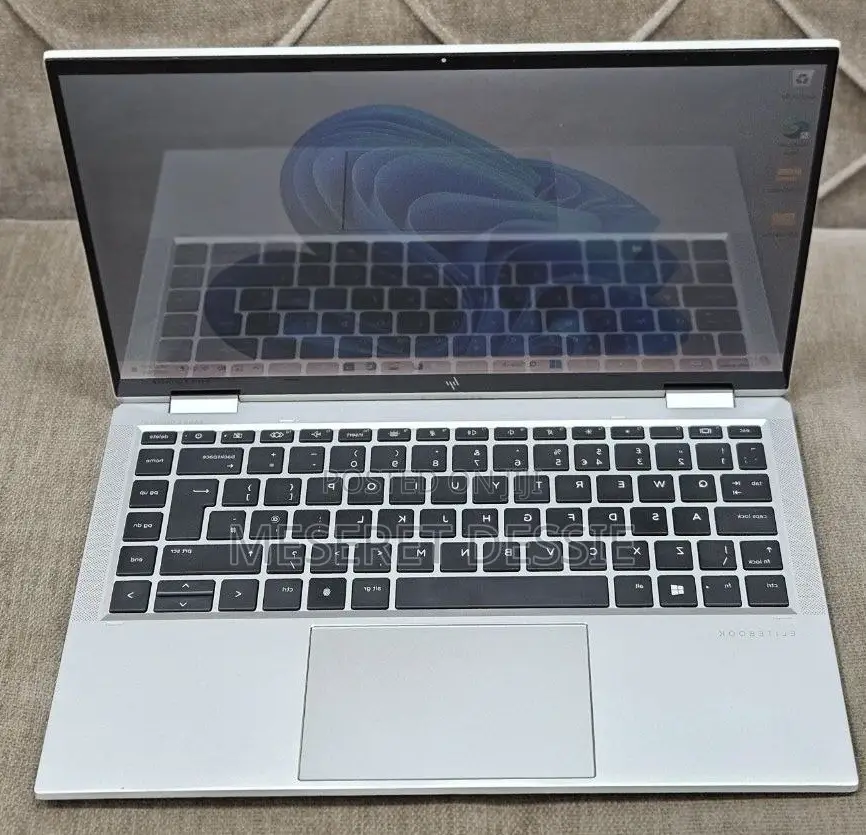 New Laptop HP EliteBook 830 G9 16GB Intel Core i5 SSD 512GB