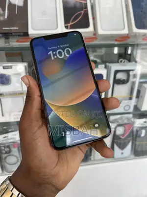 Apple iPhone XS Max 64 GB Gold