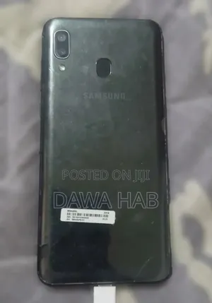 Samsung Galaxy A20 32 GB Black