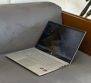 New Laptop HP Pavilion 15 8GB Intel Core i5 SSD 512GB