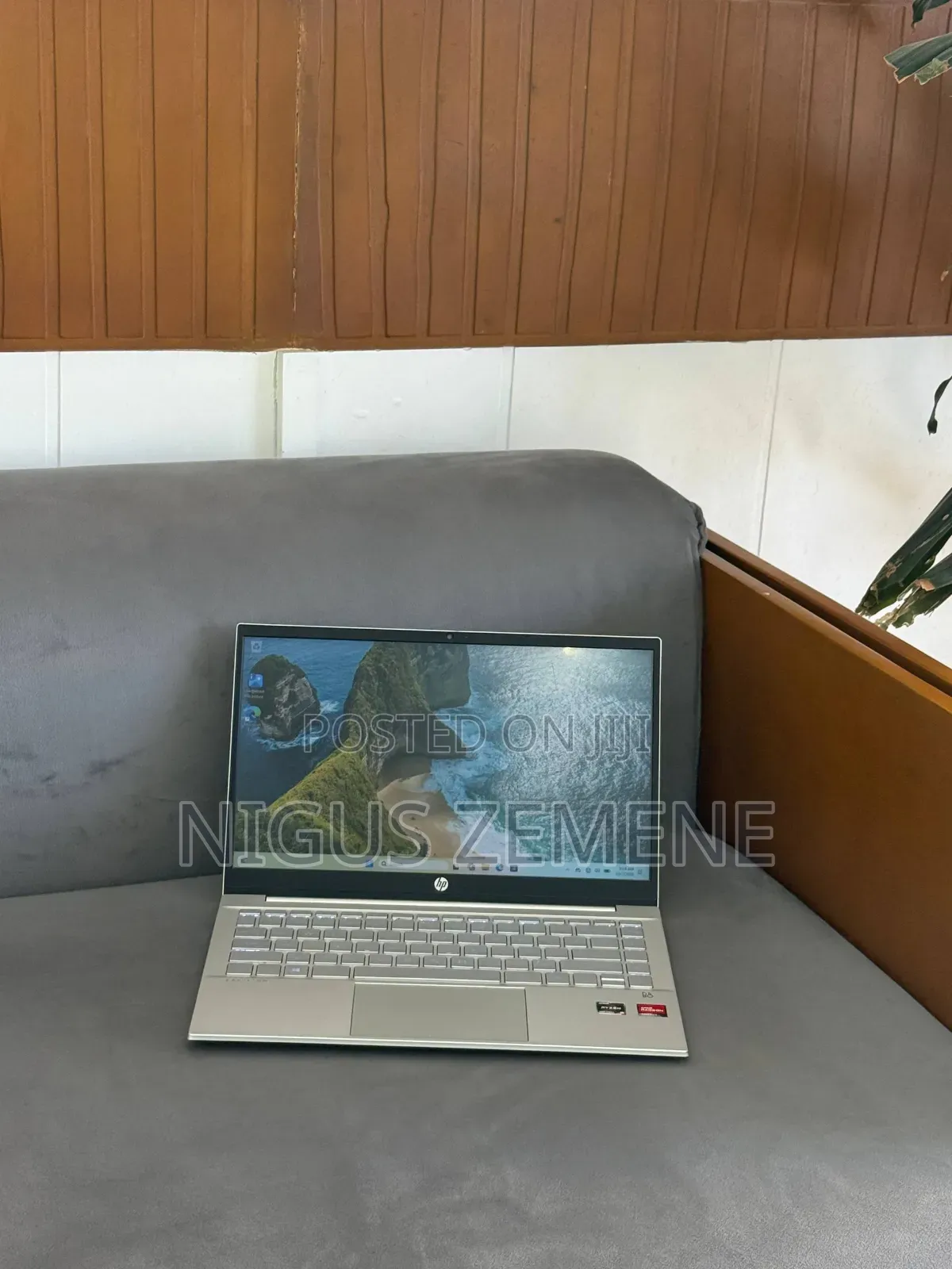 New Laptop HP Pavilion 15 8GB Intel Core i5 SSD 512GB