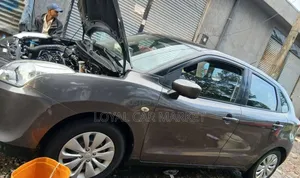 Suzuki Baleno 2016 Gray