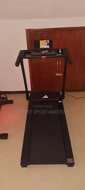 Adidas T1 የአዉሮጳዉያን ስታንዳርድ የመሮጫ ማሽን