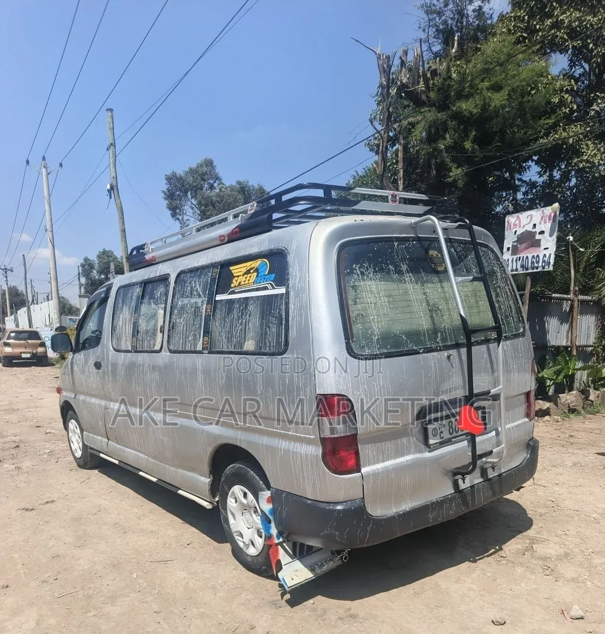 Toyota HiAce 2002 Grey