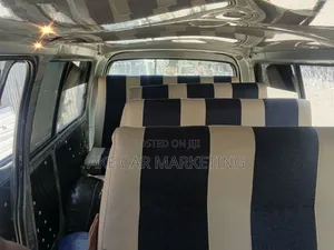 Toyota HiAce 2002 Grey