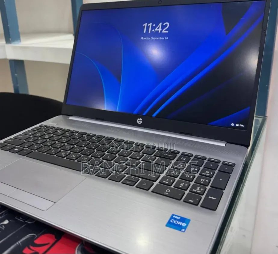 New Laptop HP Stream Notebook 8GB Intel Core i5 SSD 512GB