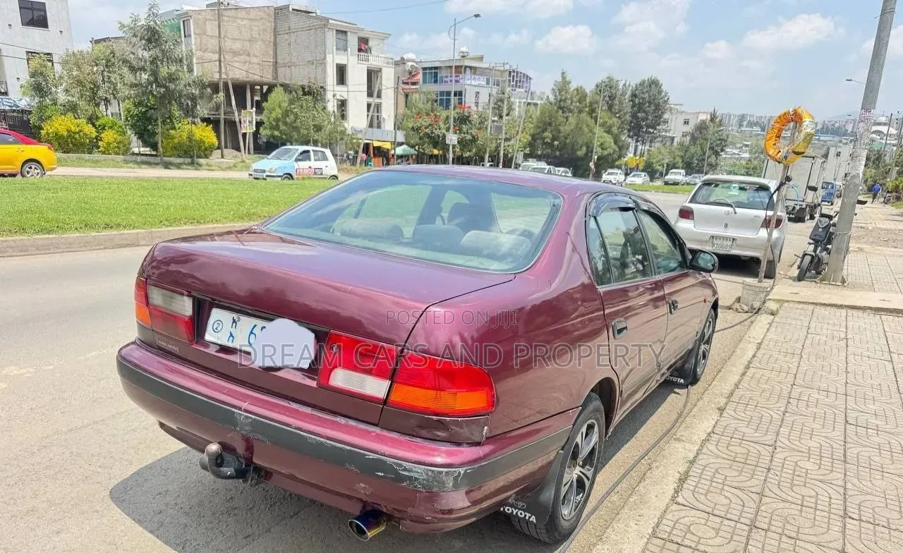 Toyota Carina E 1.6 Hatchback 1994 Brown